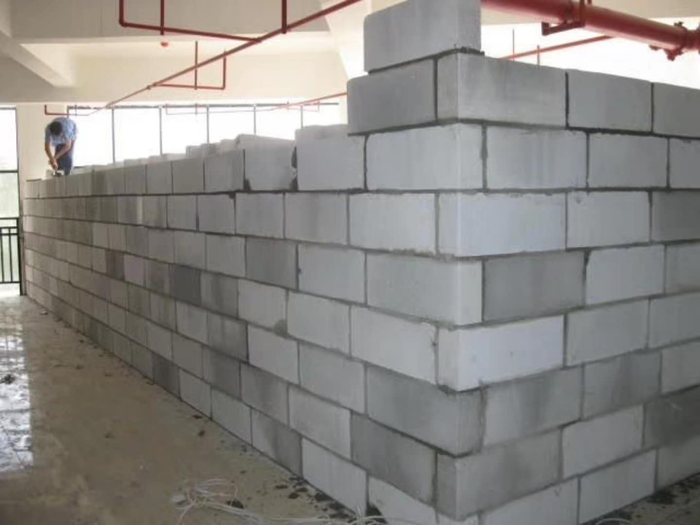 清镇蒸压加气混凝土砌块承重墙静力和抗震性能的研究
